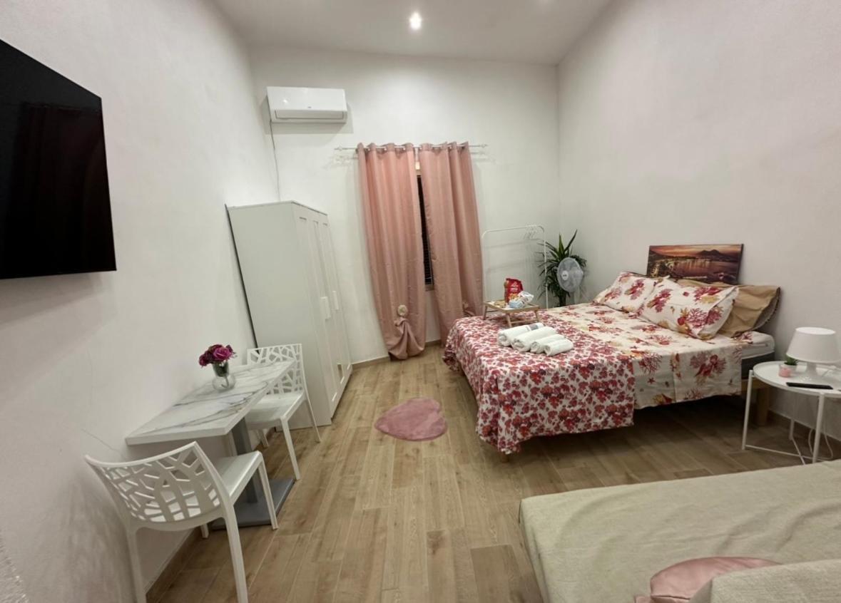 Angolo Paradiso Bed & Breakfast Napoli Dış mekan fotoğraf