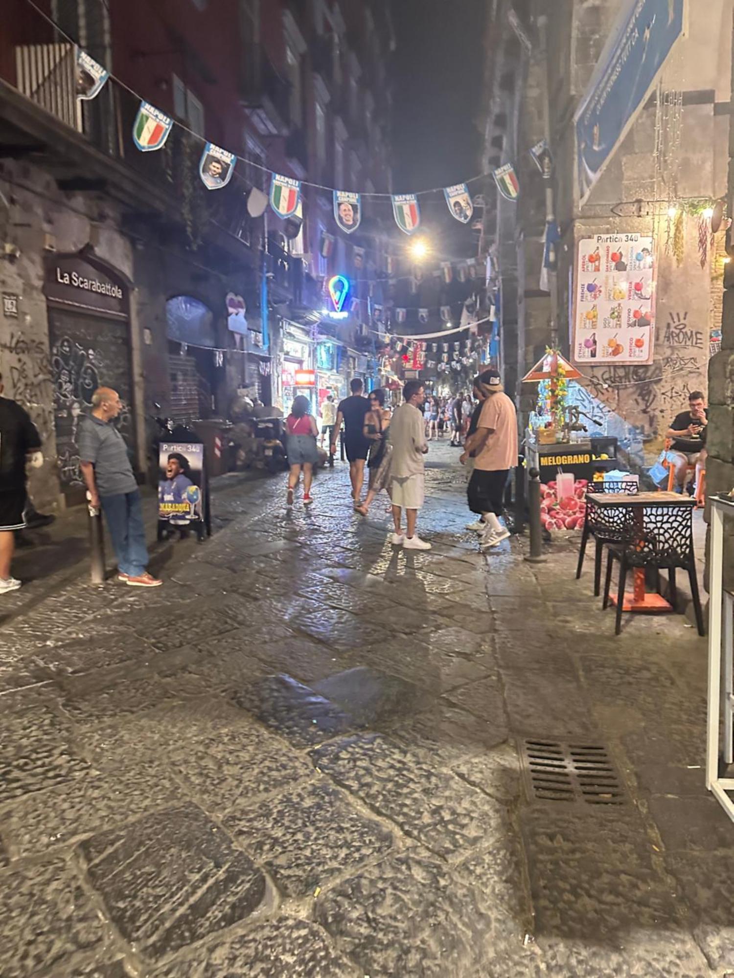 Angolo Paradiso Bed & Breakfast Napoli Dış mekan fotoğraf